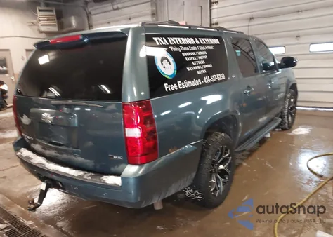 2008 Chevrolet Suburban 1500 Lt из США, поврежденный, VIN 1GNFK16338R180181